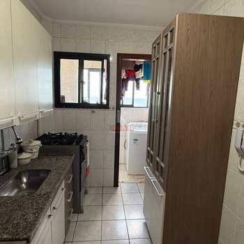 Apartamento em Praia Grande, bairro Tupiry