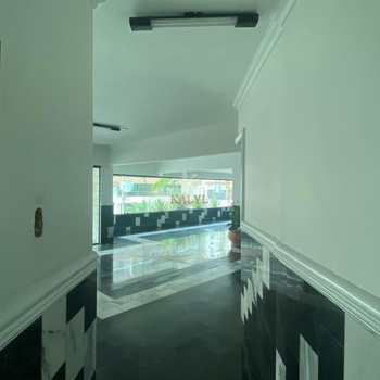 Apartamento em Praia Grande, bairro Tupi