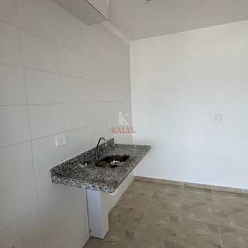 Apartamento em Praia Grande, bairro Boqueirão