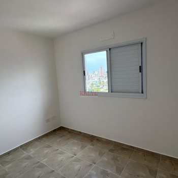 Apartamento em Praia Grande, bairro Boqueirão