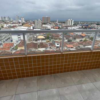Apartamento em Praia Grande, bairro Boqueirão