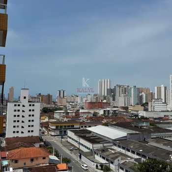 Apartamento em Praia Grande, bairro Boqueirão