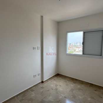 Apartamento em Praia Grande, bairro Boqueirão