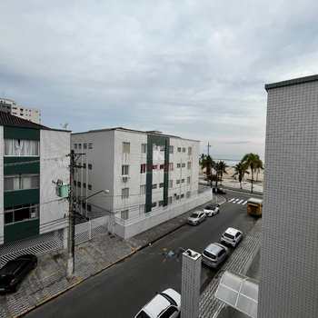 Kitnet em Praia Grande, bairro Tupi