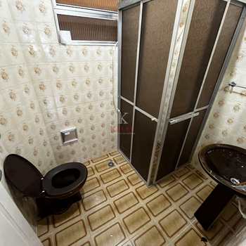 Kitnet em Praia Grande, bairro Tupi