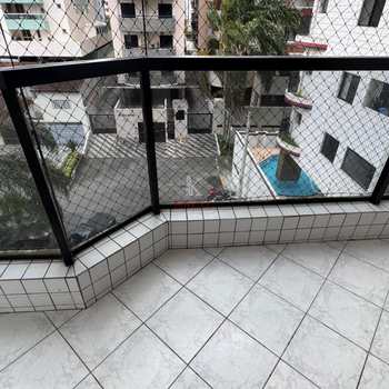 Apartamento em Praia Grande, bairro Canto do Forte