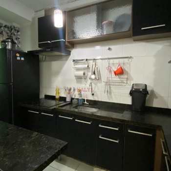 Casa de Condomínio em Praia Grande, bairro Caiçara