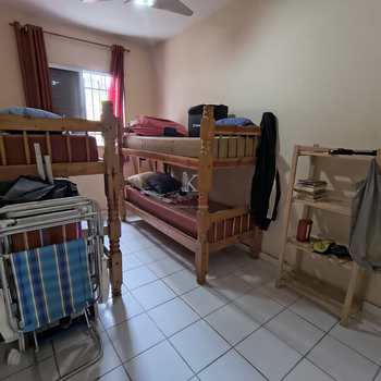 Apartamento em Praia Grande, bairro Guilhermina