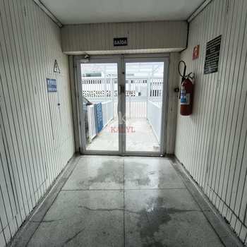 Apartamento em Praia Grande, bairro Guilhermina