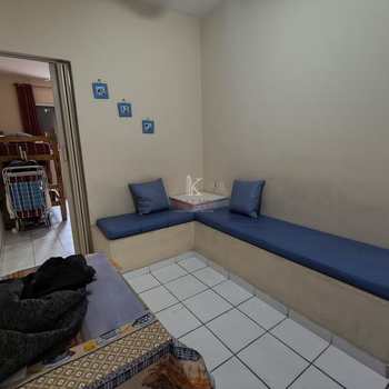 Apartamento em Praia Grande, bairro Guilhermina