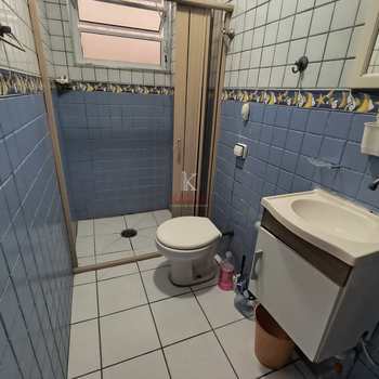 Apartamento em Praia Grande, bairro Guilhermina