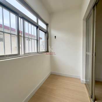 Apartamento em Praia Grande, bairro Canto do Forte