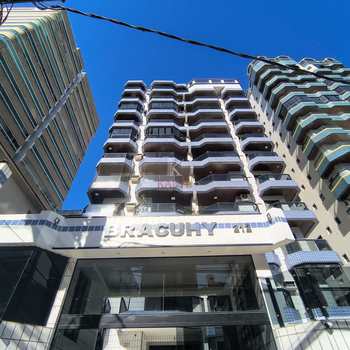 Apartamento em Praia Grande, bairro Guilhermina