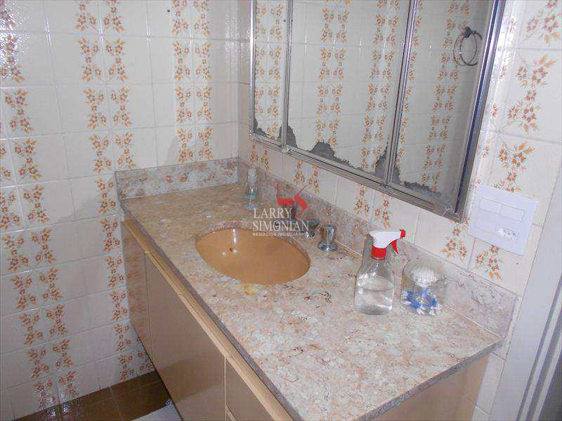 Apartamento em Guarujá, no bairro Pitangueiras