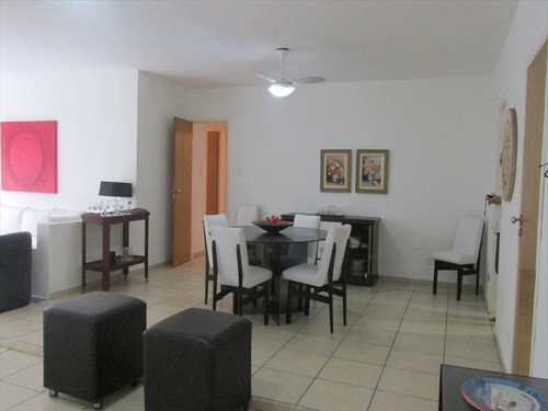 Apartamento, código 306 em Guarujá, bairro Pitangueiras