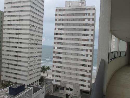 Apartamento, código 208 em Guarujá, bairro Centro