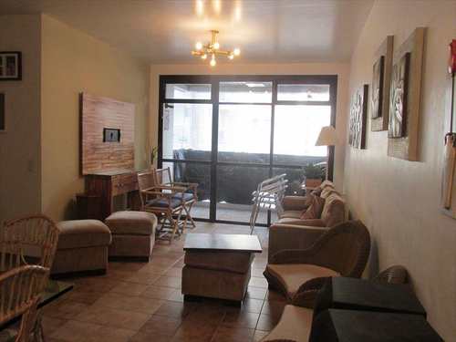 Apartamento, código 184 em Guarujá, bairro Pitangueiras