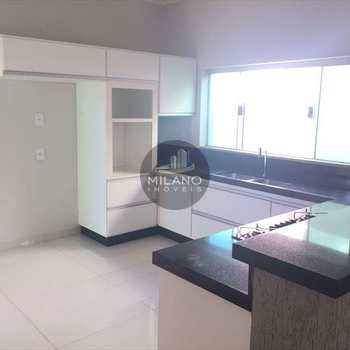 Casa de Condomínio em Três Lagoas, bairro Portal das Águas