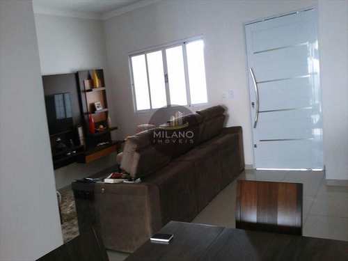 Casa, código 140 em Três Lagoas, bairro Ipê