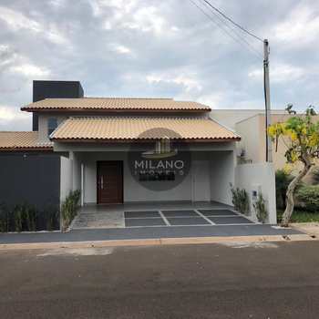 Casa de Condomínio em Três Lagoas, bairro Recanto das Palmeiras