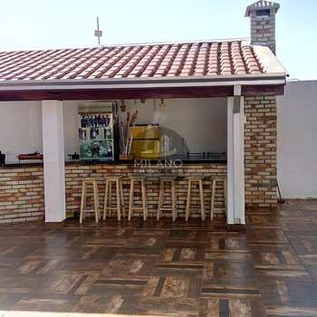 Casa em Três Lagoas, bairro Parque das Mangueiras