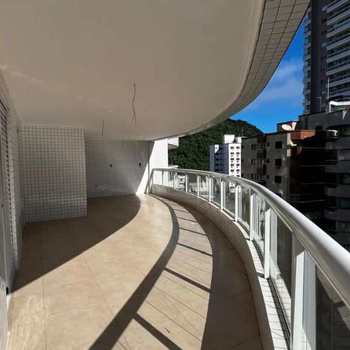 Apartamento em Praia Grande, bairro Canto do Forte
