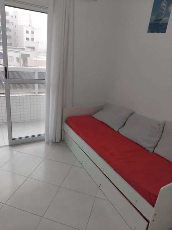 Apartamento em Praia Grande, no bairro Caiçara