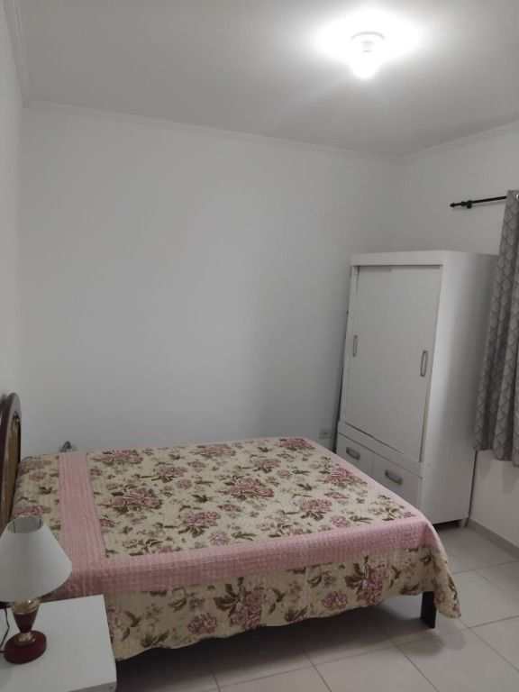 Apartamento em Praia Grande, no bairro Caiçara