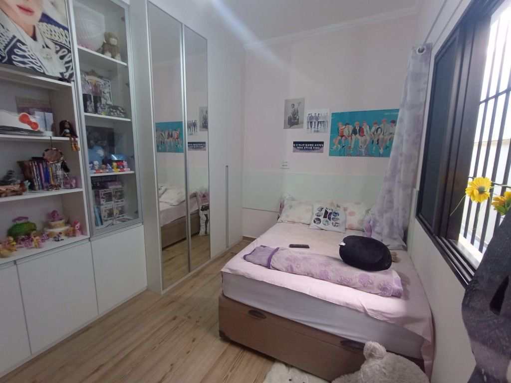 Casa em Praia Grande, no bairro Guilhermina