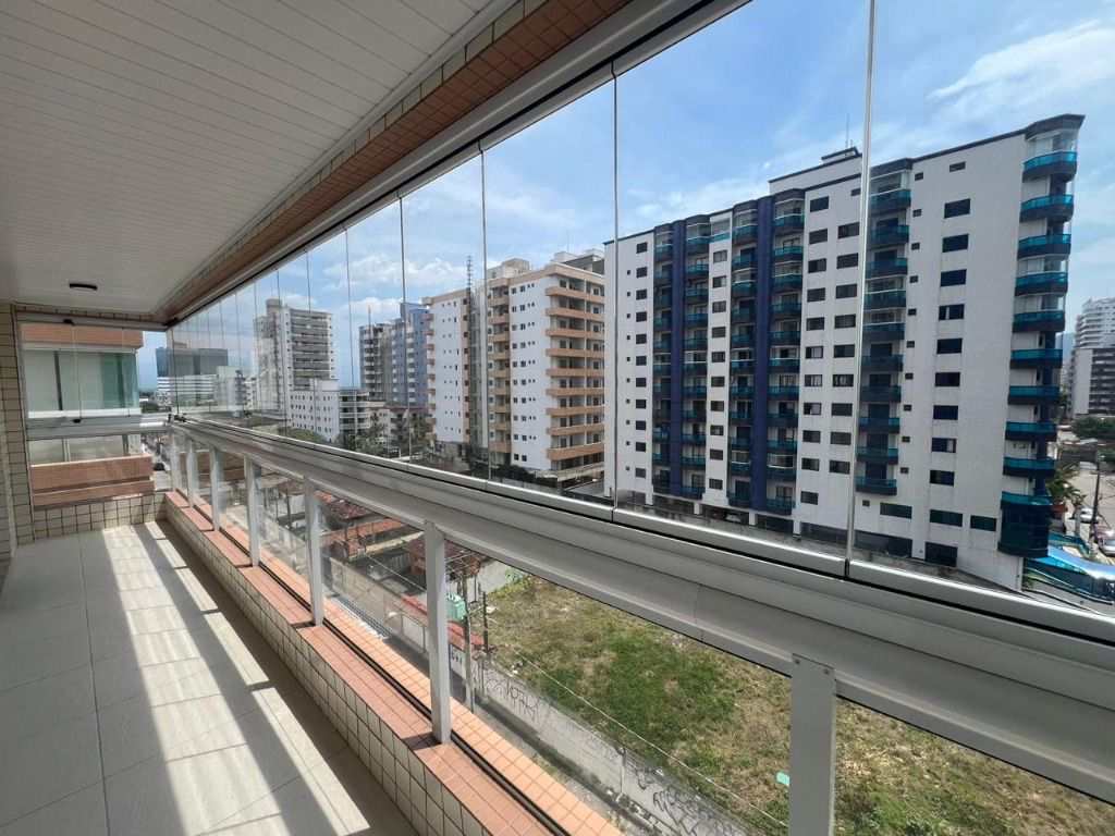 Apartamento em Praia Grande, no bairro Guilhermina