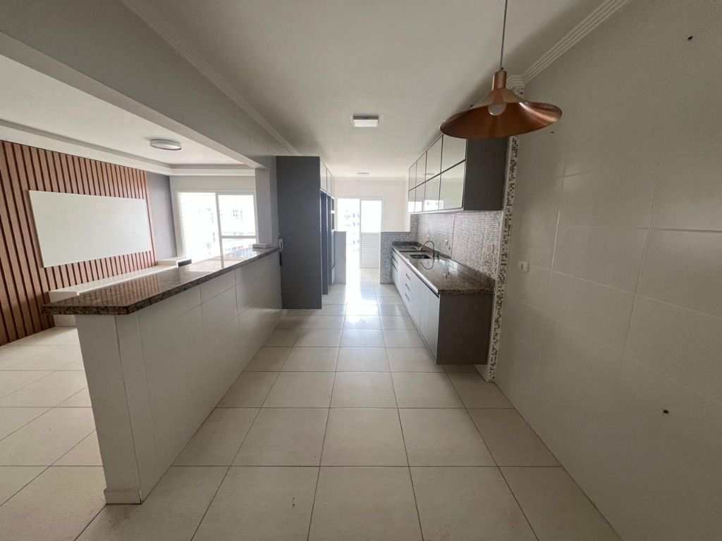Apartamento em Praia Grande, no bairro Guilhermina