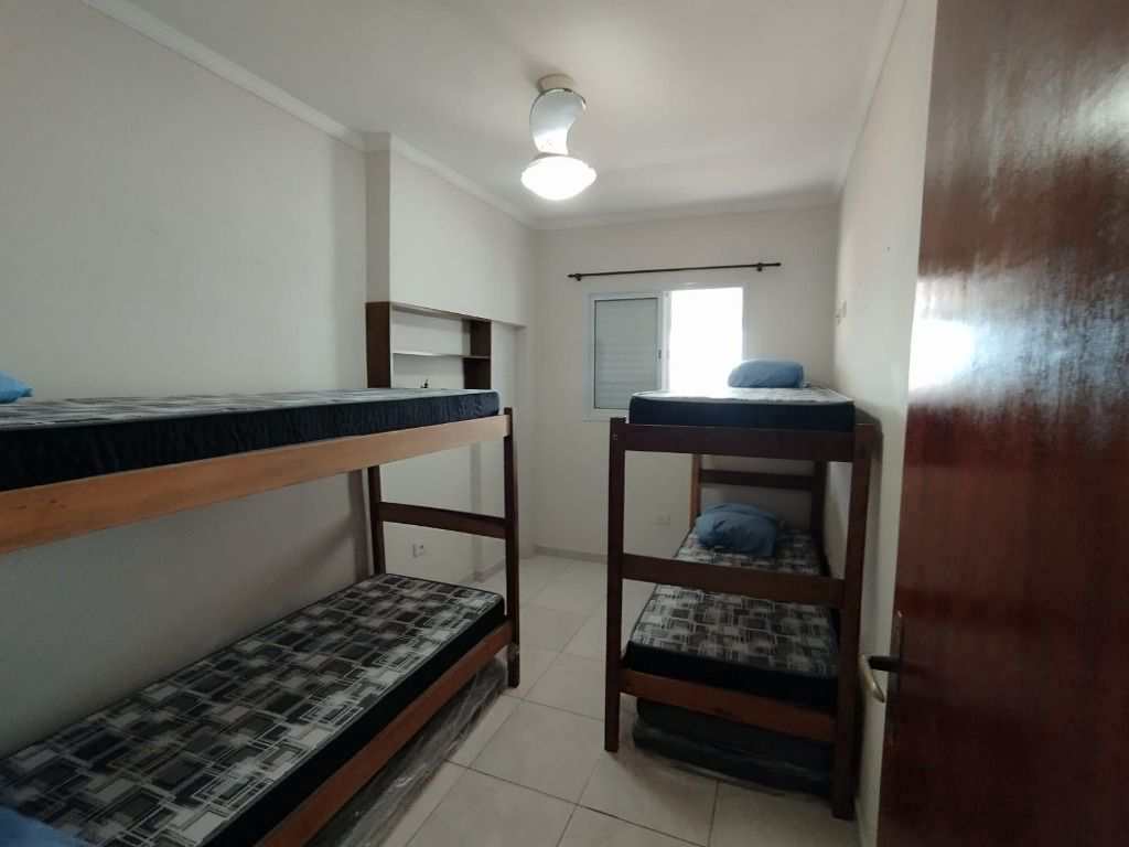 Apartamento em Praia Grande, no bairro Maracanã