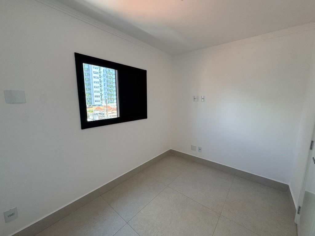 Apartamento em Praia Grande, no bairro Caiçara