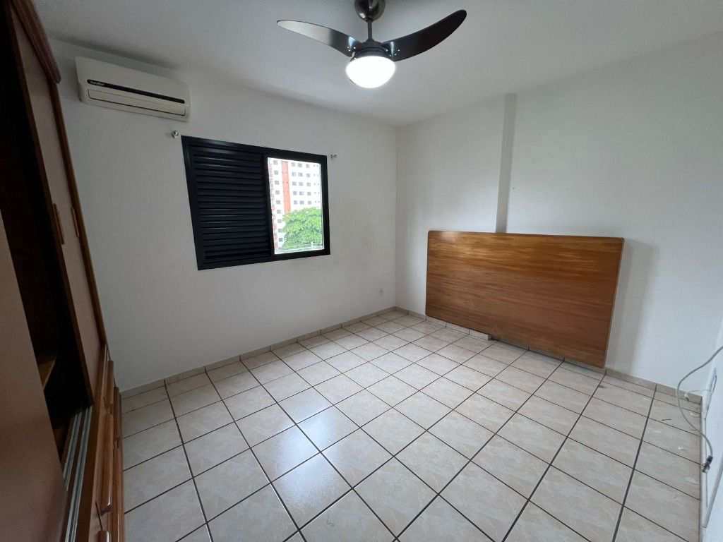 Apartamento em Praia Grande, no bairro Guilhermina