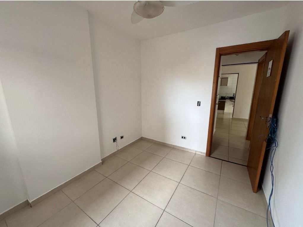 Apartamento em Praia Grande, no bairro Ocian