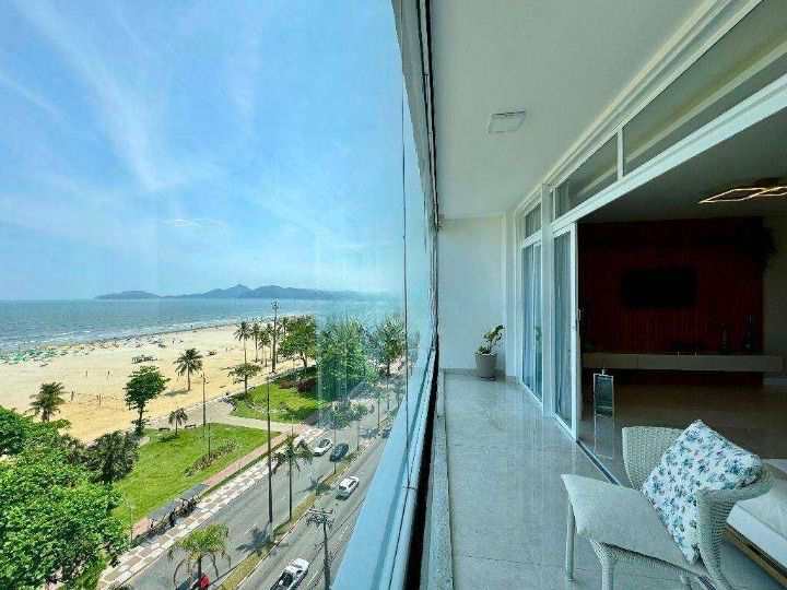 Apartamento em Santos, no bairro Gonzaga
