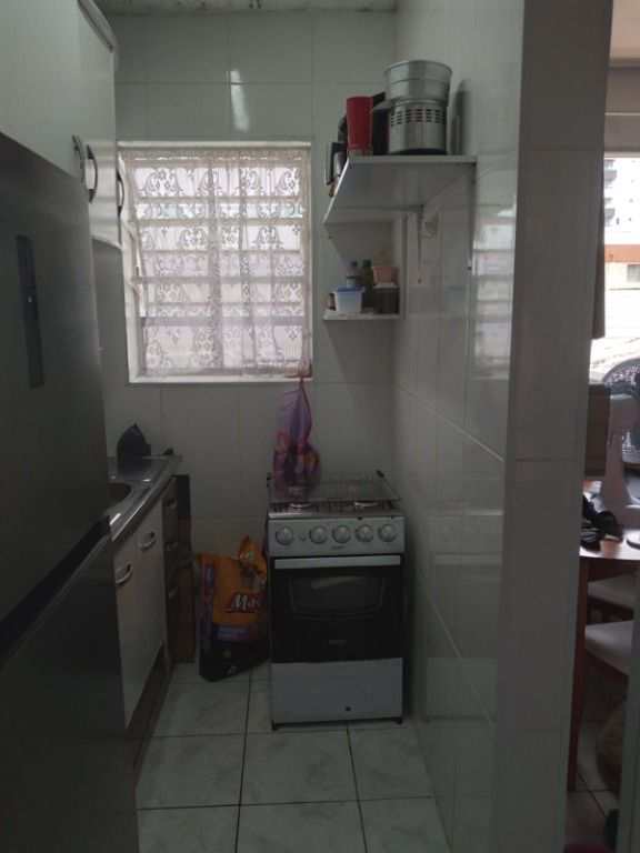 Kitnet em Praia Grande, no bairro Tupi