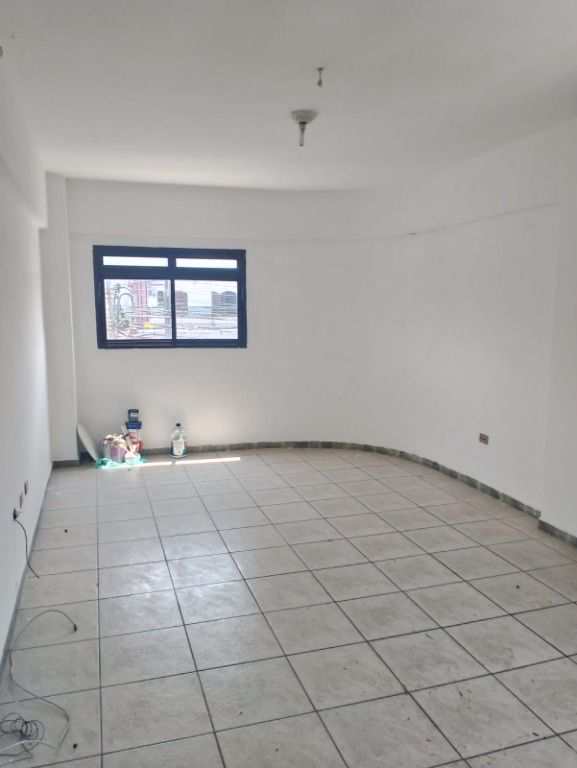 Kitnet em Praia Grande, no bairro Aviação
