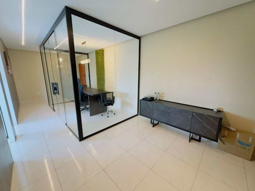 Sala Comercial em Praia Grande, no bairro Guilhermina