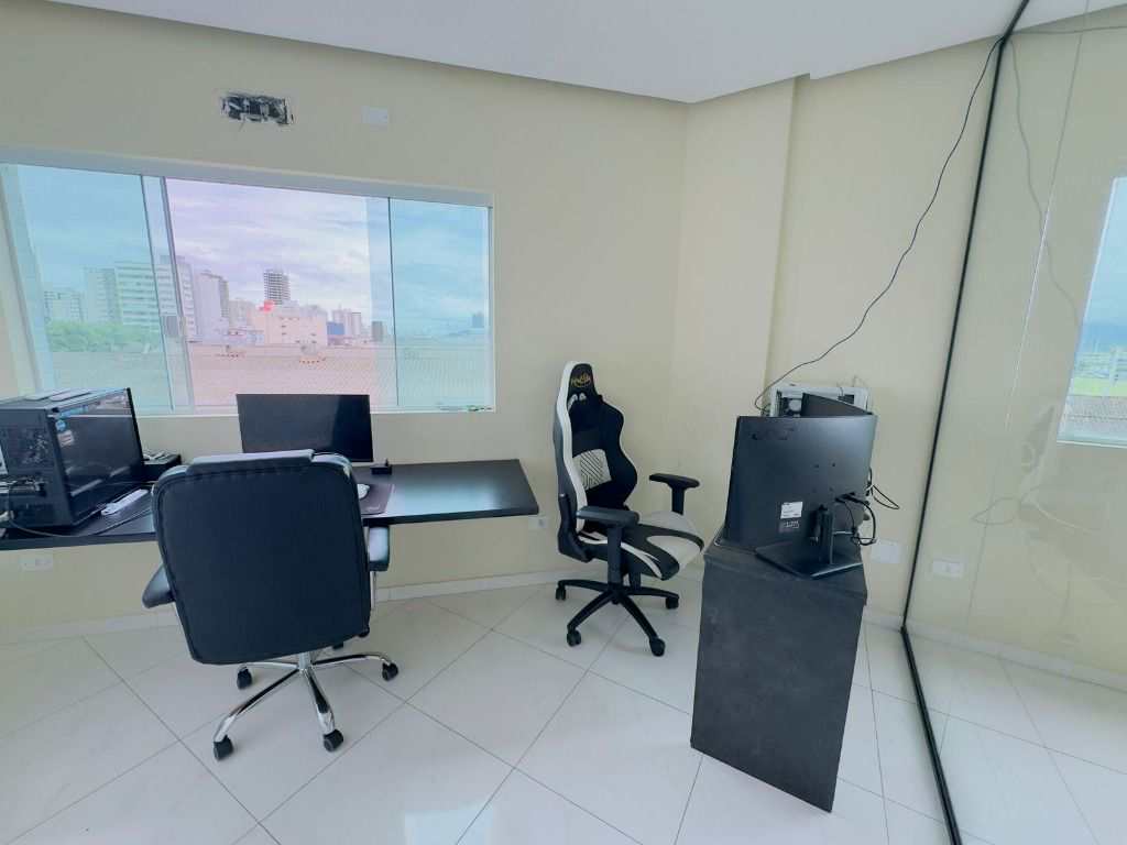Sala Comercial em Praia Grande, no bairro Guilhermina