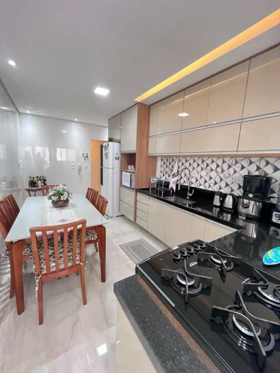 Apartamento em Praia Grande, no bairro Guilhermina