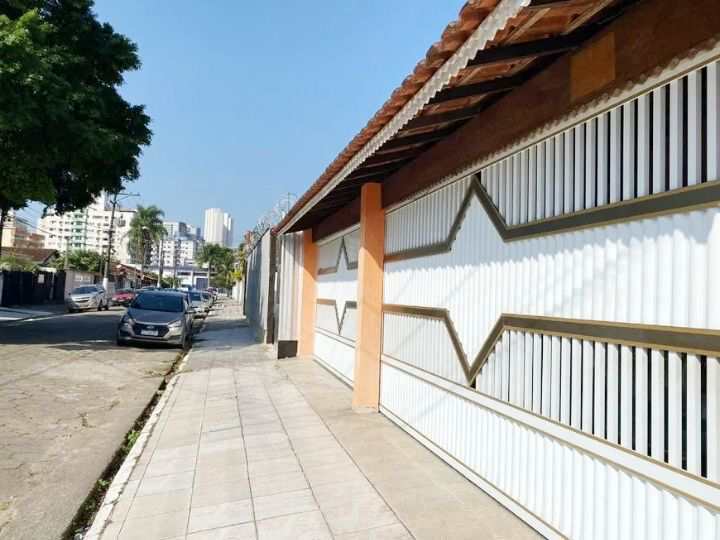 Casa em Praia Grande, no bairro Guilhermina