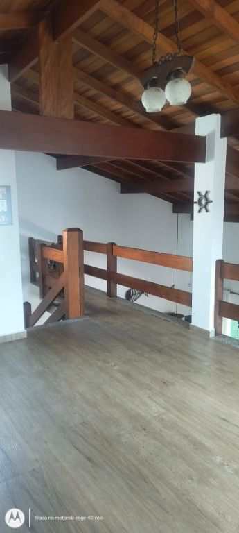 Casa em Itanhaém, no bairro Jardim Regina