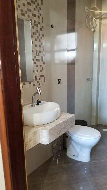 Sala Comercial em Praia Grande, no bairro Guilhermina