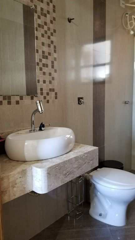 Sala Comercial em Praia Grande, no bairro Guilhermina