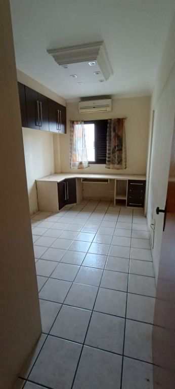 Apartamento em Praia Grande, no bairro Guilhermina