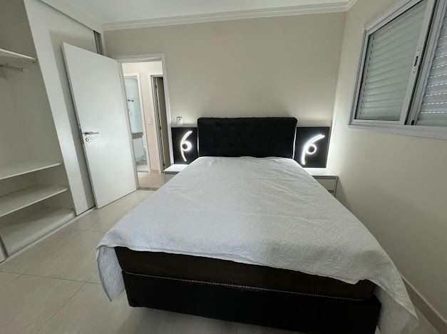 Apartamento em Praia Grande, no bairro Boqueirão