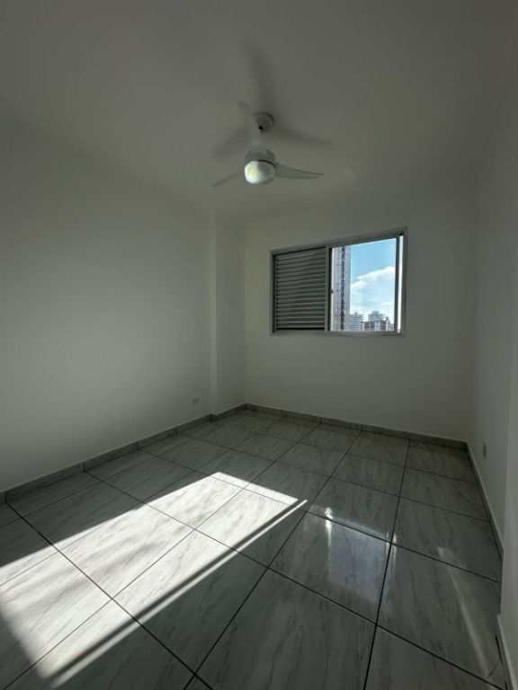 Apartamento em Praia Grande, no bairro Caiçara