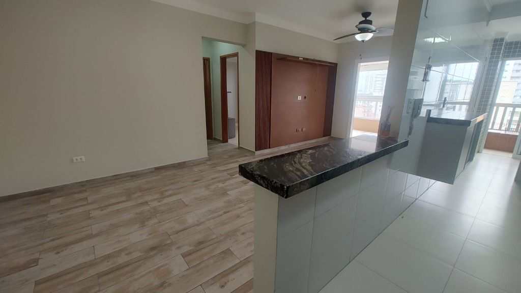 Apartamento em Praia Grande, no bairro Canto do Forte