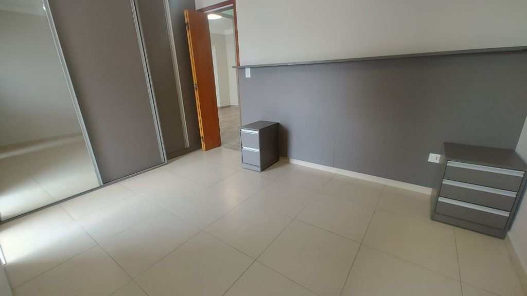 Apartamento em Praia Grande, no bairro Canto do Forte